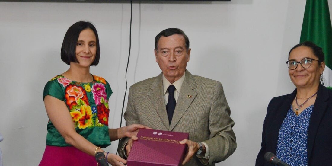 Congreso de CDMX recibe propuesta "de corte social" de Paquete Económico 2023