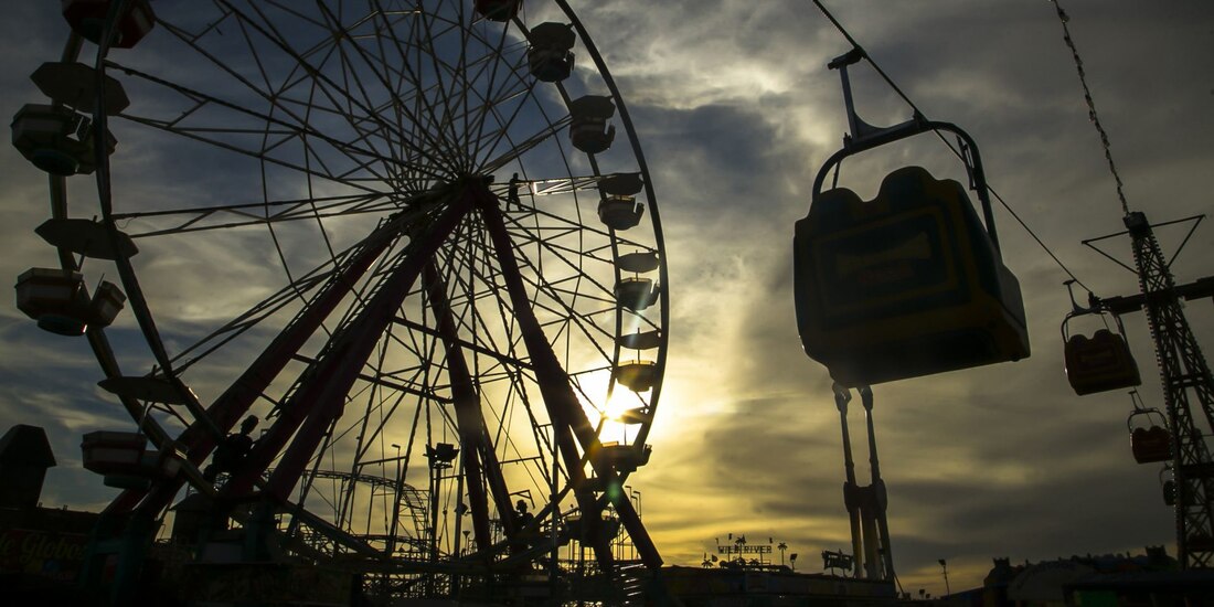 Por llegar desde Alemania, la rueda de la fortuna para el futuro Parque Aztlán.