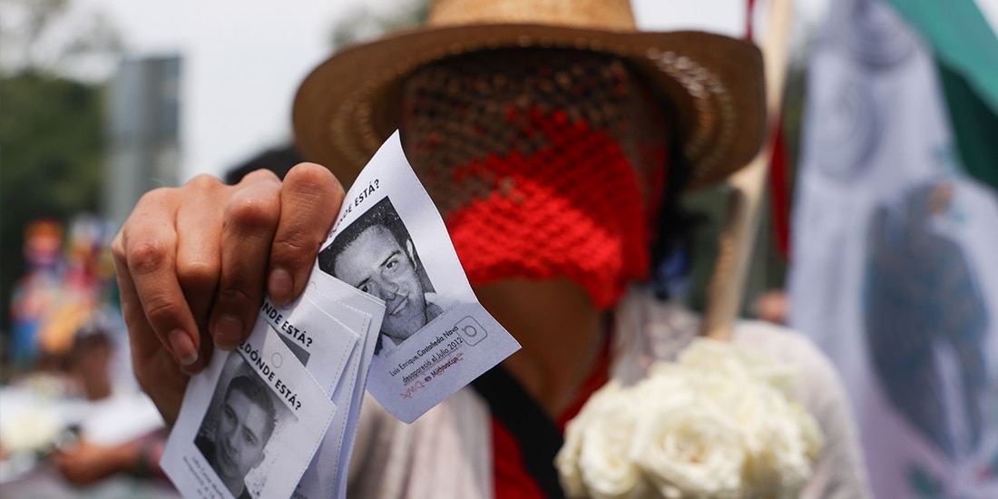 Familias buscadoras marcharon de la Estela de Luz con rumbo a la Glorieta de las y los Desaparecidos para exigir acciones concretas por parte del gobierno para la búsqueda e identificación de personas desaparecidas