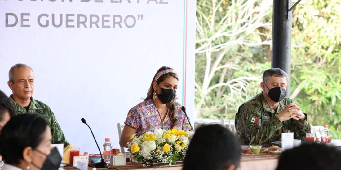Evelyn Salgado, gobernadora de Guerrero, en el puerto de Acapulco. ayer.