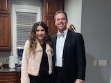 Bryon y Kristi Noem, exsecretaria de Seguridad Nacional de Estados Unidos.