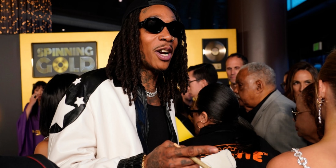 Tribunal condena al rapero Wiz Khalifa por posesión de drogas