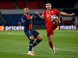 Una acción del duelo entre el PSG y el Bayern Múnich, de la Champions League