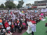 Azucena Cisneros encabezó la quinta Asamblea Informativa en Defensa de la Soberanía en la explanada de Ecatepec.