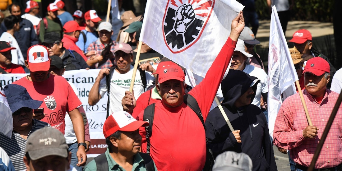 Fotografía de archivo de una manifestación de integrantes del Sindicato Mexicano de Electricistas.