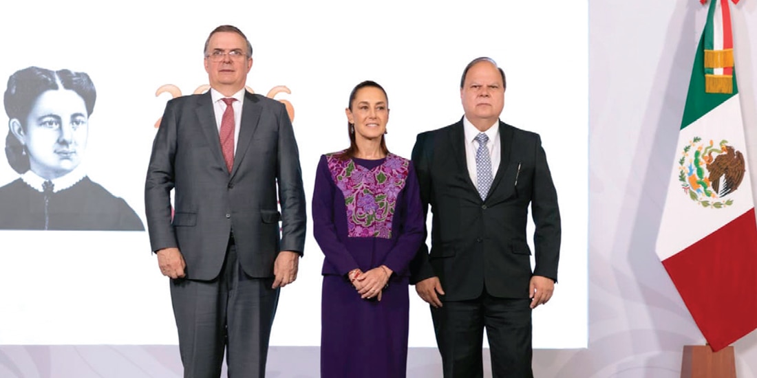 LA PRESIDENTA Sheinbaum, Marcelo Ebrard y el directivo de Flex, ayer.