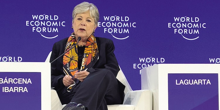 Alicia Bárcena, titular de la Semarnat