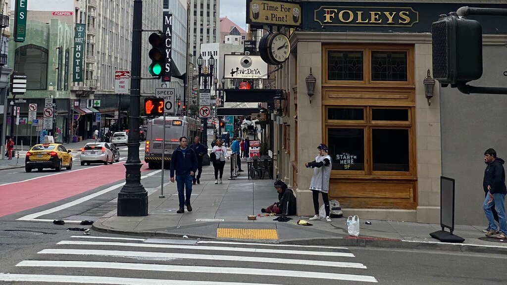 La vida es mejor cuando estás muerto (Tenderloin en 72 horas)