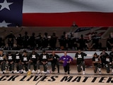 Jugadores de la NBA se manifiestan contra el racismo.