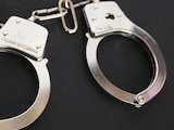 Caen 2 menores con armas largas y droga en la alcaldía Cuauhtémoc, en CDMX.