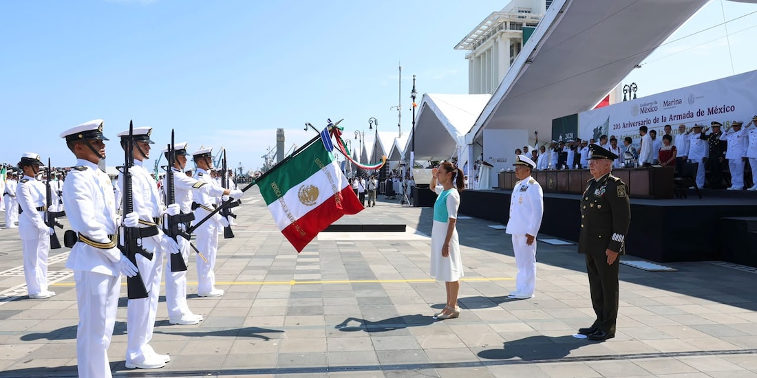 La presidenta Claudia Sheinbaum reconoció la labor de las Fuerzas Armadas en defensa de la soberanía nacional.