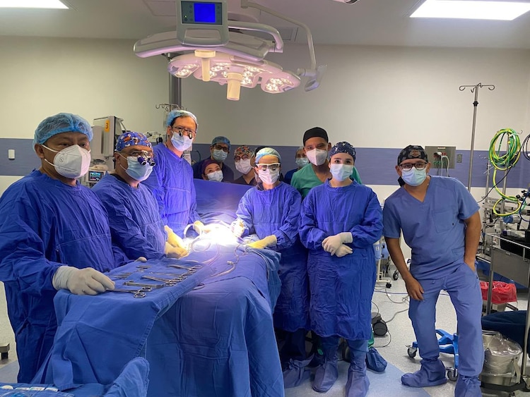 Alianza entre la Secretaría de Marina y la Secretaría de Salud coloca al país a la vanguardia en cirugías de alta complejidad.