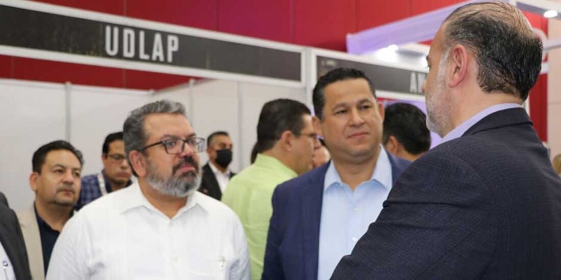 El gobernador de Guanajuato, Diego Sinhue y el Encargado de Despacho de la SICT, Jorge Nuño Lara