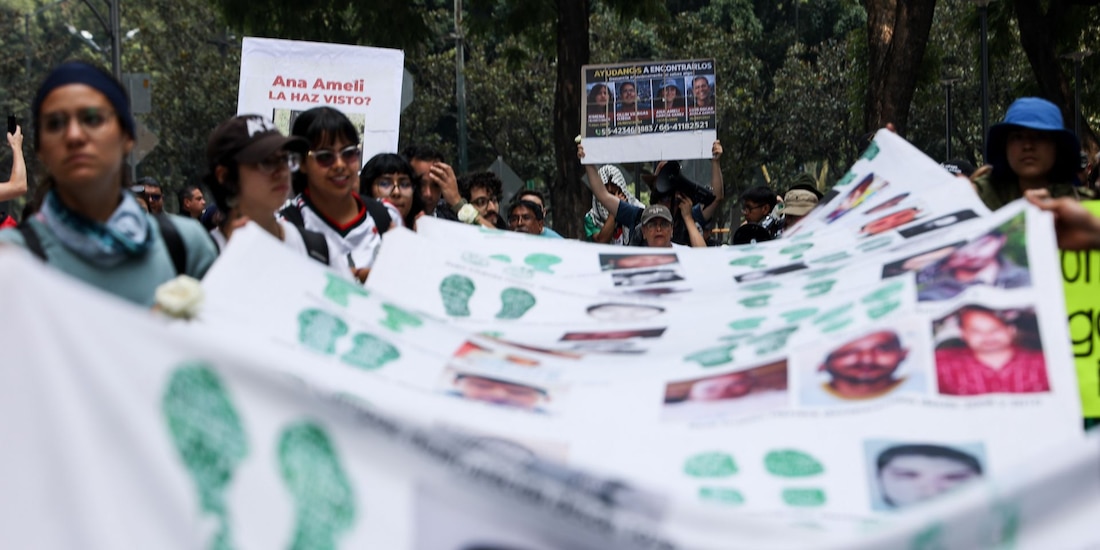 Familias buscadoras se concentran en la Glorieta de los Desaparecidos.