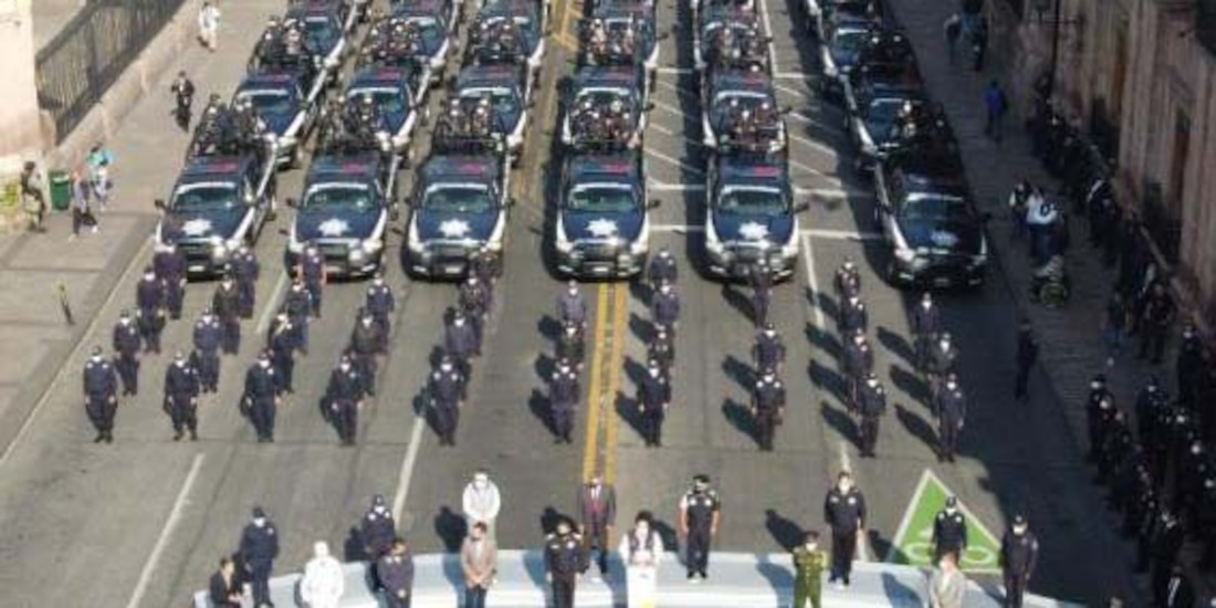 Ceremonia de entrega de unidades de seguridad.