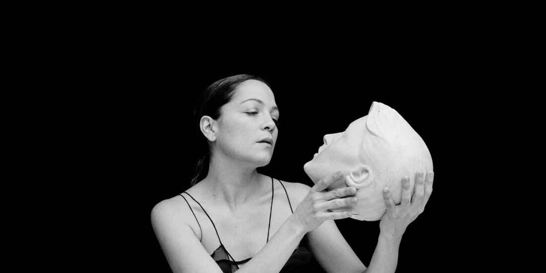 La vocalista, en la imagen que se usó para la portada del disco.