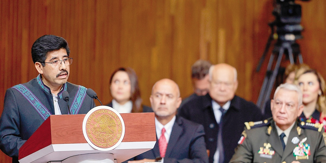 El ministro presidente de la SCJN, ayer, durante la conmemoración del 109 aniversario de la Constitución.