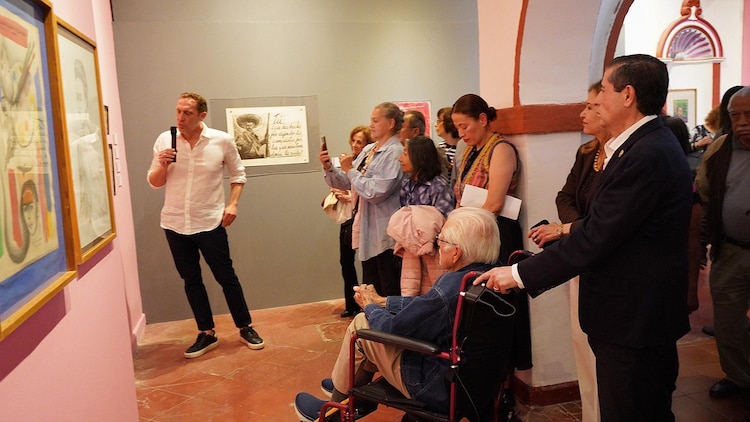 Obras de Arturo Estrada, Fanny Rabel, Arturo García Bustos y Guillermo Monroy conforman la exposición que rinde tributo a "Los Fridos".