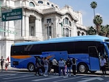 Bloqueo de estudiantes de la Escuela Rural de Tetela Puebla sobre Avenida Eje Central al cruce con Avenida Juárez, en días pasados