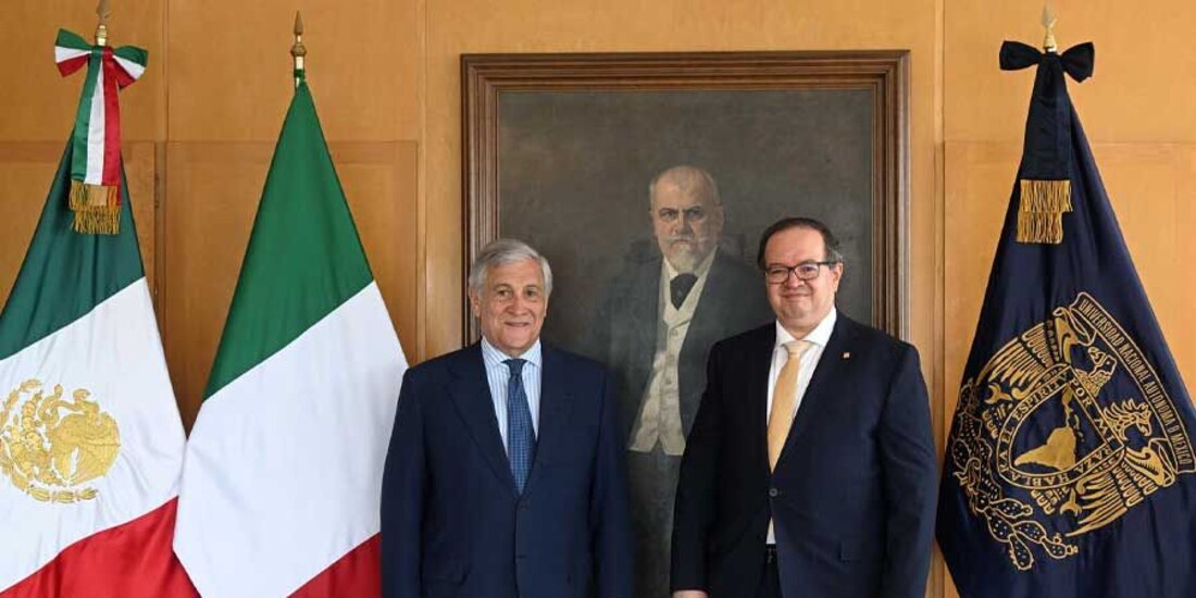 Antonio Tajani (izq.) junto a Leonardo Lomelí, ayer, en su reunión.