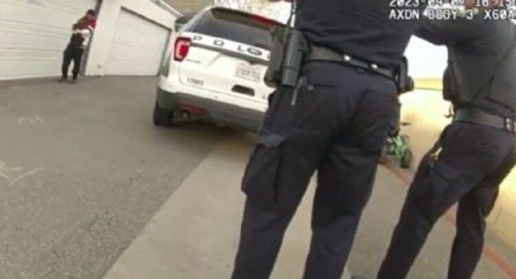 Cristian fue advertido con pistolas que no son consideradas letales.