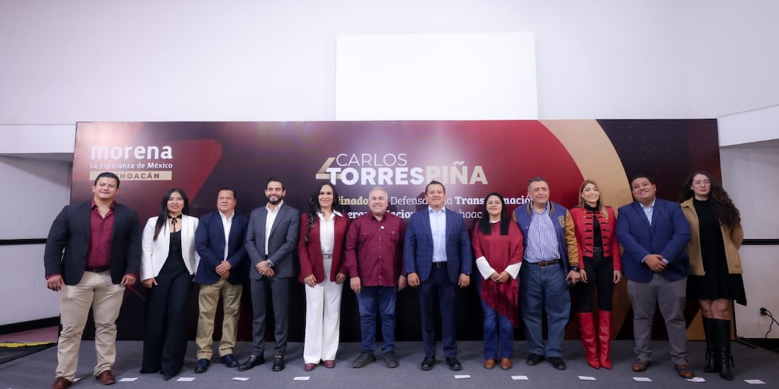 Liderazgos de Morena en Michoacán anunciaron su decisión de cerrar filas con el coordinador estatal Carlos Torres Piña.