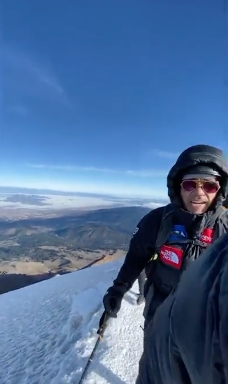 El atleta y conferencista Rafael Jaime, en algunas de sus expediciones.