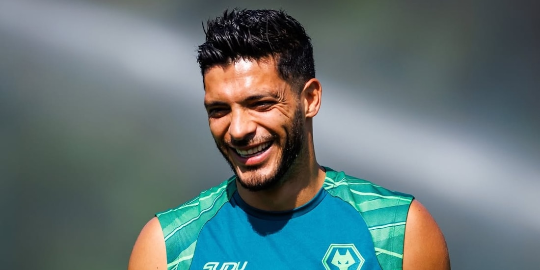 Raúl Jiménez sorprende a los fans de los Wolves