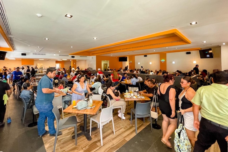 El sector gastronómico y hotelero de Guerrero reporta cifras positivas durante este fin de semana festivo.