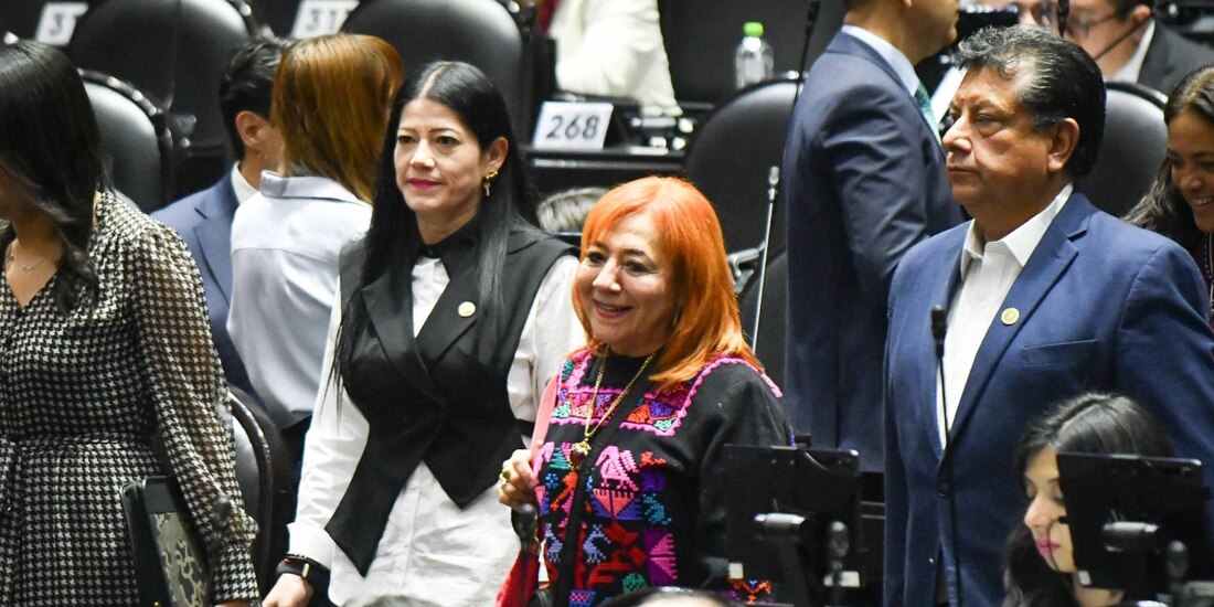 La titular de la CNDH (c), al rendir su informe anual ante la Cámara de Diputados el 29 de enero pasado.