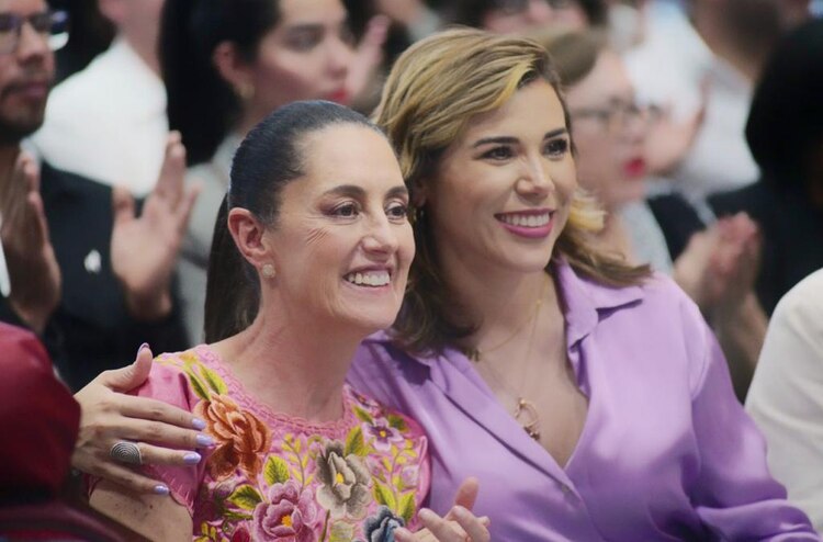 Claudia Sheinbaum, jefa de Gobierno de la CDMX y la primera gobernadora de Baja California, Marina del Pilar Avila Olmeda 