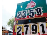 EL ACUERDO para mantener el precio del diésel por debajo de los 27 pesos fue firmado por la Presidenta Sheinbaum junto con dueños de gasolineras el pasado 28 de abril.