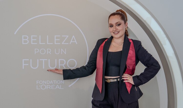 Las mujeres que egresan de estos cursos lo hacen empoderadas y conscientes del cambio que están haciendo para su futuro.