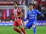 Cruz Azul y San Luis empatan en su debut.