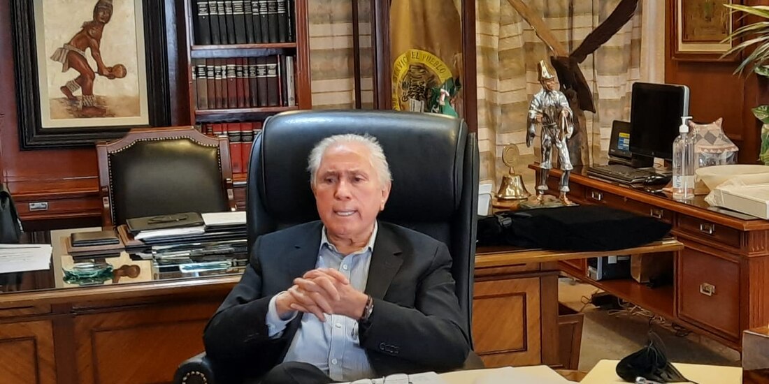 El líder nacional de la FSTSE, Joel Ayala Almeida