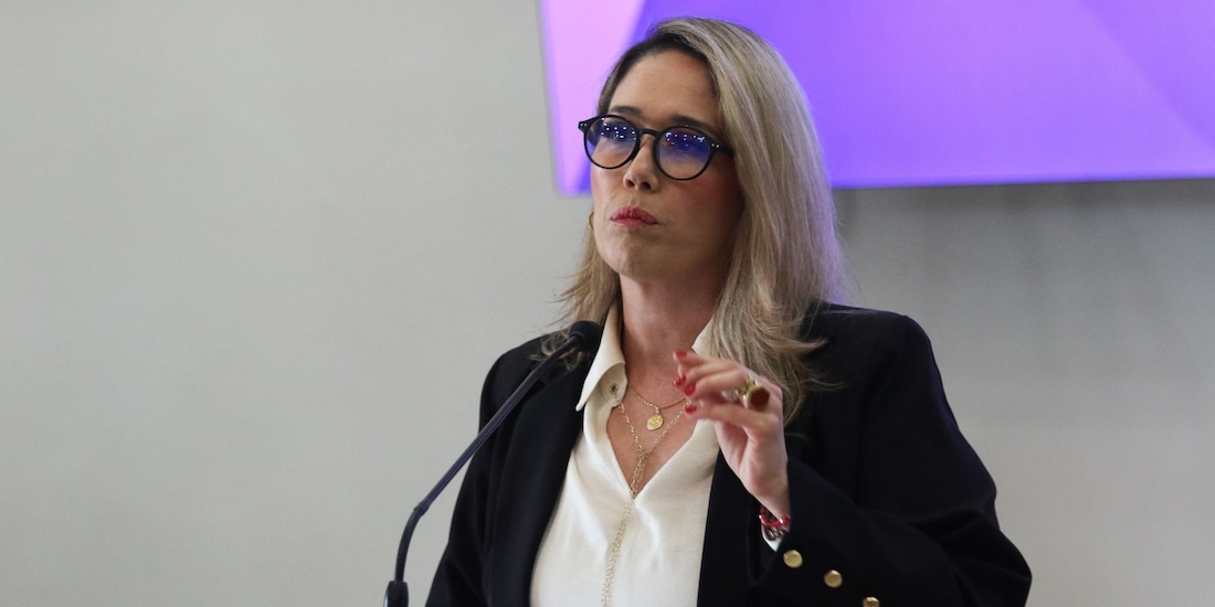 La consejera electoral del INE, Frida Gómez Puga, en conferencia de prensa el 14 de mayo de 2026.