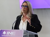La consejera electoral del INE, Frida Gómez Puga, en conferencia de prensa el 14 de mayo de 2026.