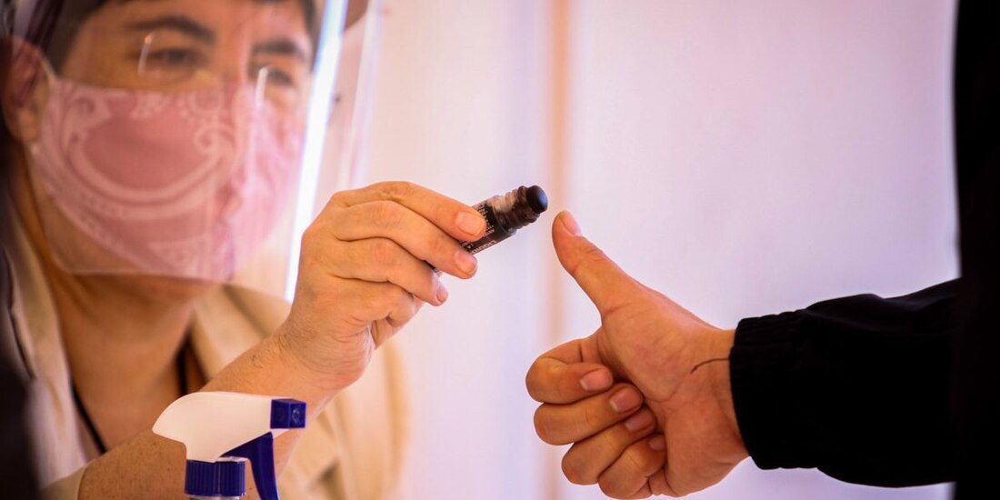 La Organización Panamericana de la Salud (OPS) recomendó a México posponer las elecciones de 2021 para evitar un mayor número de contagios de COVID-19.