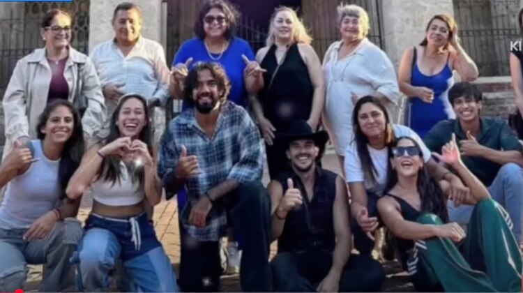 Familiares visitan a los atletas de Exatlón México