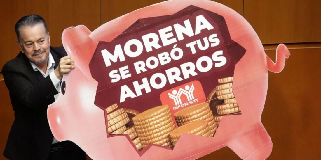 El panista Mario Humberto Vázquez durante la discusión en el Pleno del Senado, ayer.