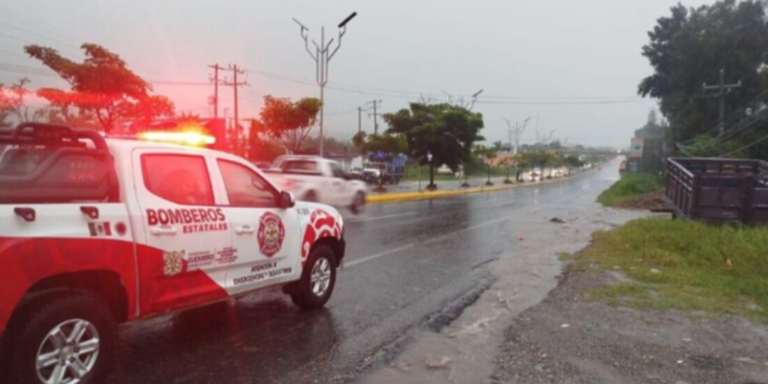 Personal de Protección Civil de Guerrero inició recorridos por diversos puntos de Chilpancingo, ante las fuertes lluvias registradas ayer.