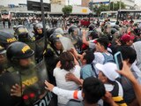 Enfrentamientos y protestas por crisis política han dejado al menos 12 personas muertas en Perú.