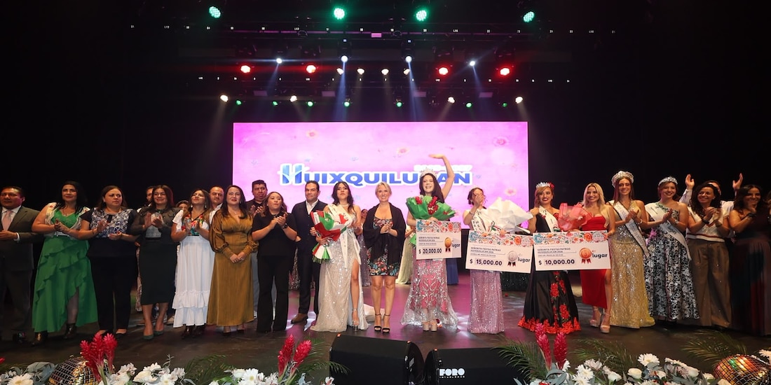 Romina Contreras y Enrique Vargas encabezaron la ceremonia de coronación en la quinta edición del concurso municipal.