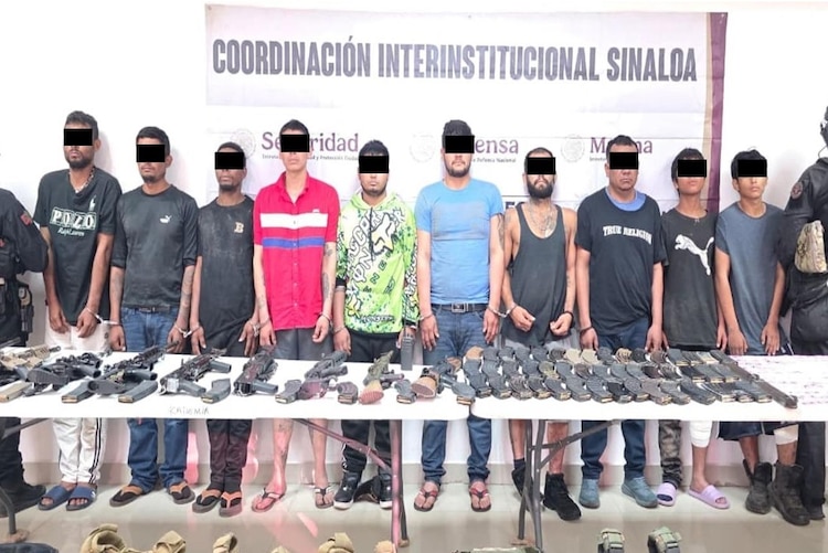 Aspecto de los 10 detenidos tras operativo conjunto.