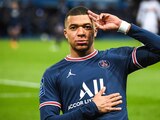 Mbappé sigue siendo jugador del PSG.