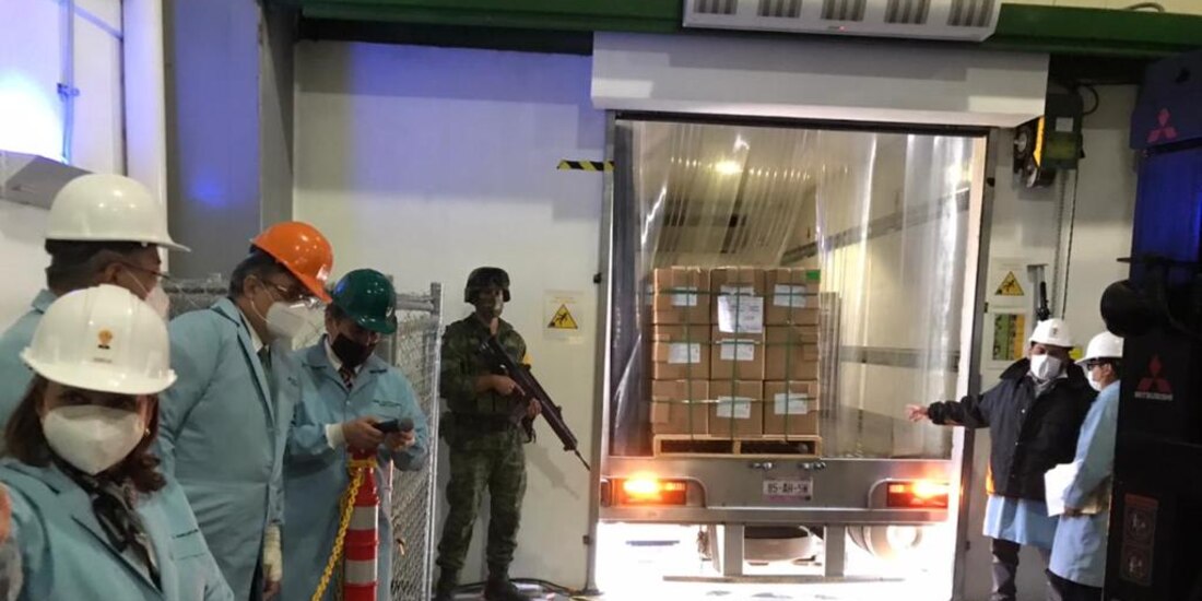 Ya está listo el primer lote de vacunas contra COVID-19 de la empresa CanSino Biologics, que fueron envasadas en México