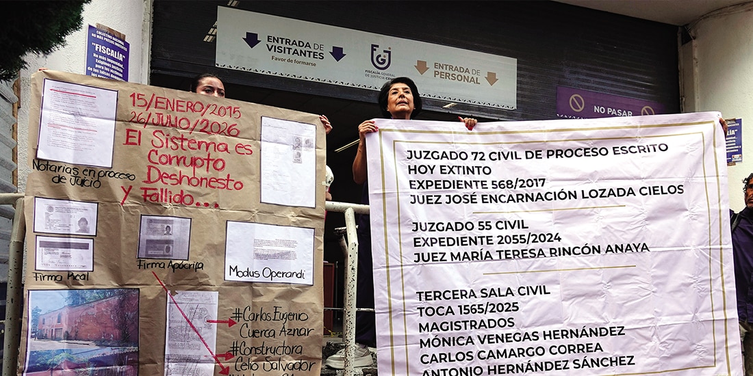 Vecinos de Benito Juárez protestan contra los despojos, el 29 de julio.