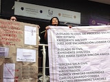 Vecinos de Benito Juárez protestan contra los despojos, el 29 de julio.