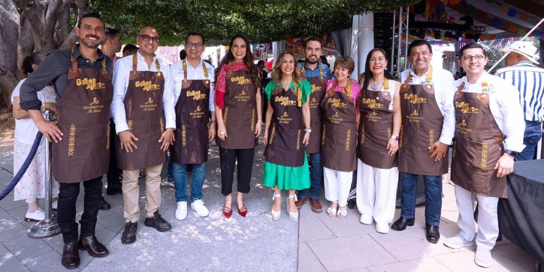 Libia Dennise reconoce legado culinario en la 14ª Edición del Encuentro de Cocina Tradicional de Guanajuato.