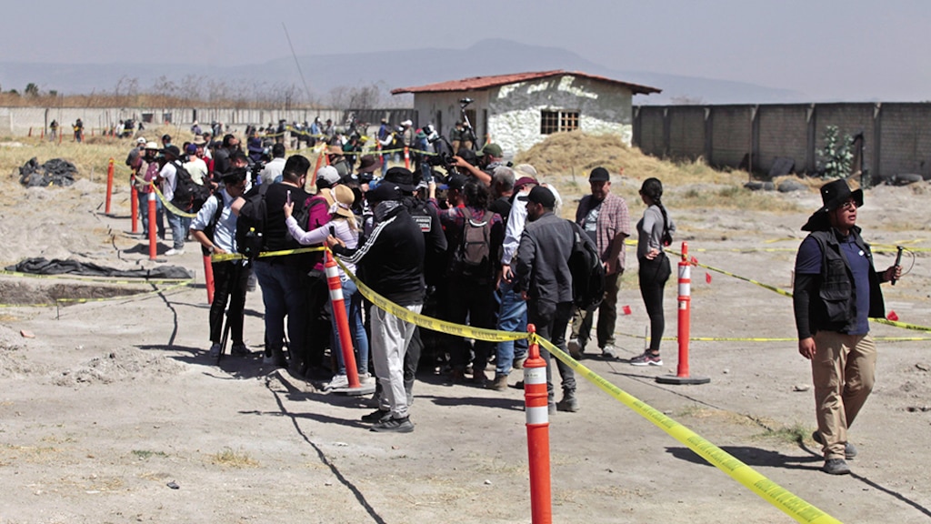 LA FGR Y FGE encabezaron un recorrido el 20 de marzo en el Rancho Izaguirre, en el poblado de la Estanzuela, Jalisco.